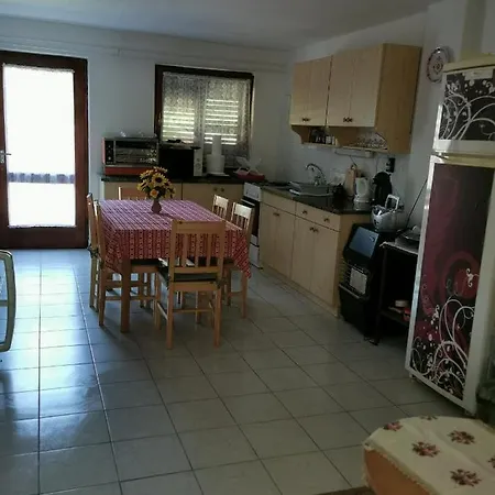 Casa de Férias Gyoengylak Sarud